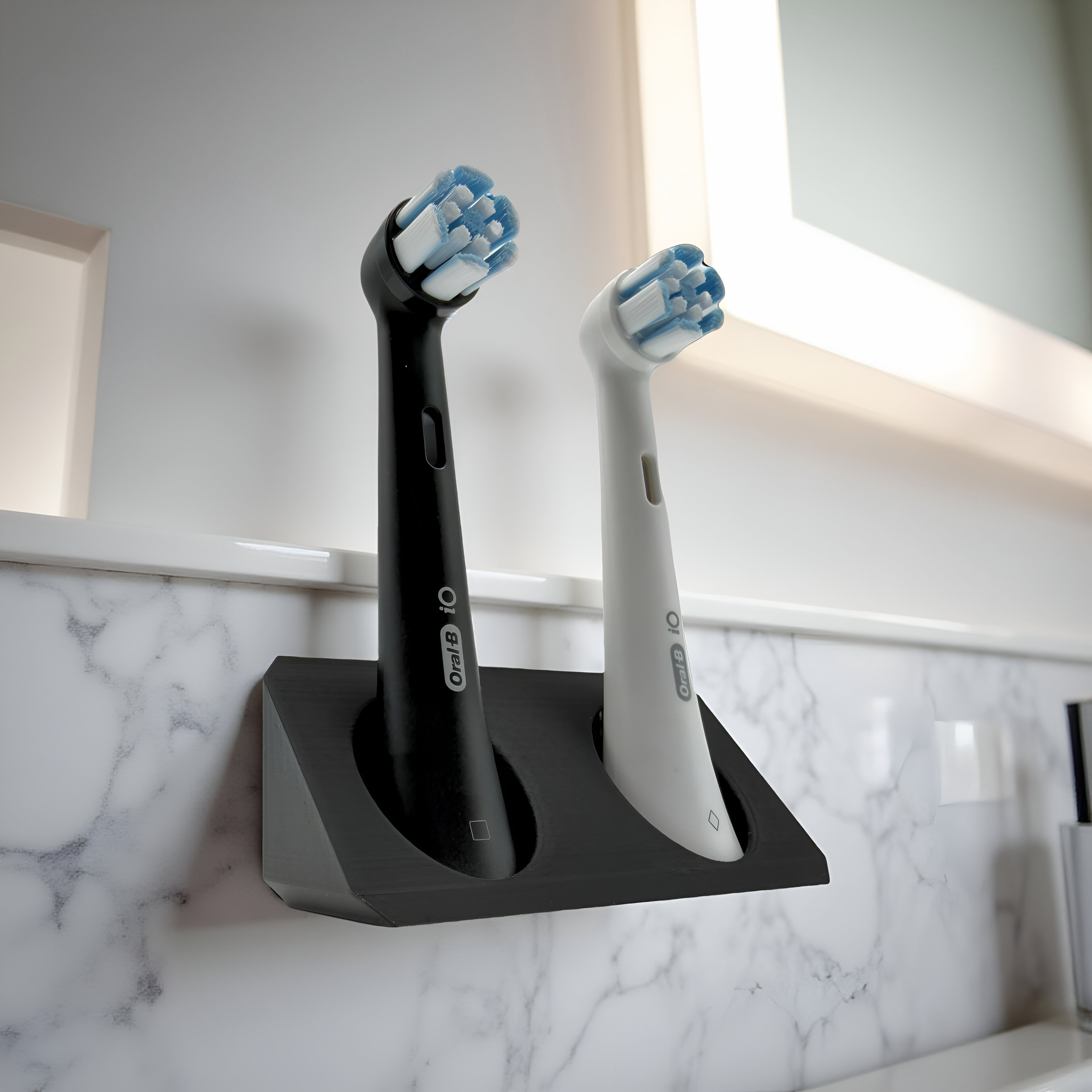 BrushDock – Zahnbürstenkopfhalter für Oral-B iO & Philips Sonicare